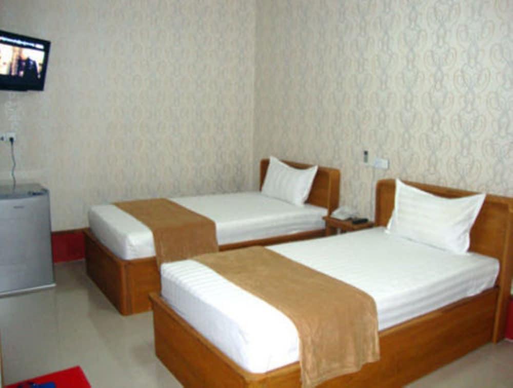 Aung Tha Pyay Hotel 3 Rangun Kültér fotó