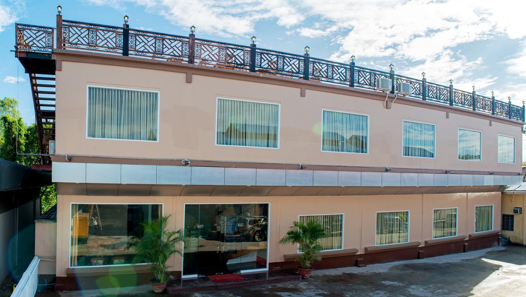 Aung Tha Pyay Hotel 3 Rangun Kültér fotó
