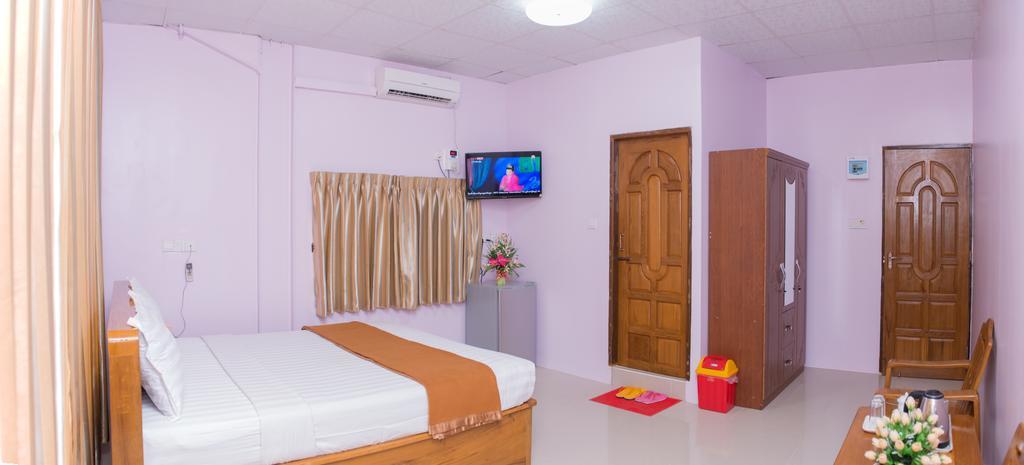Aung Tha Pyay Hotel 3 Rangun Szoba fotó