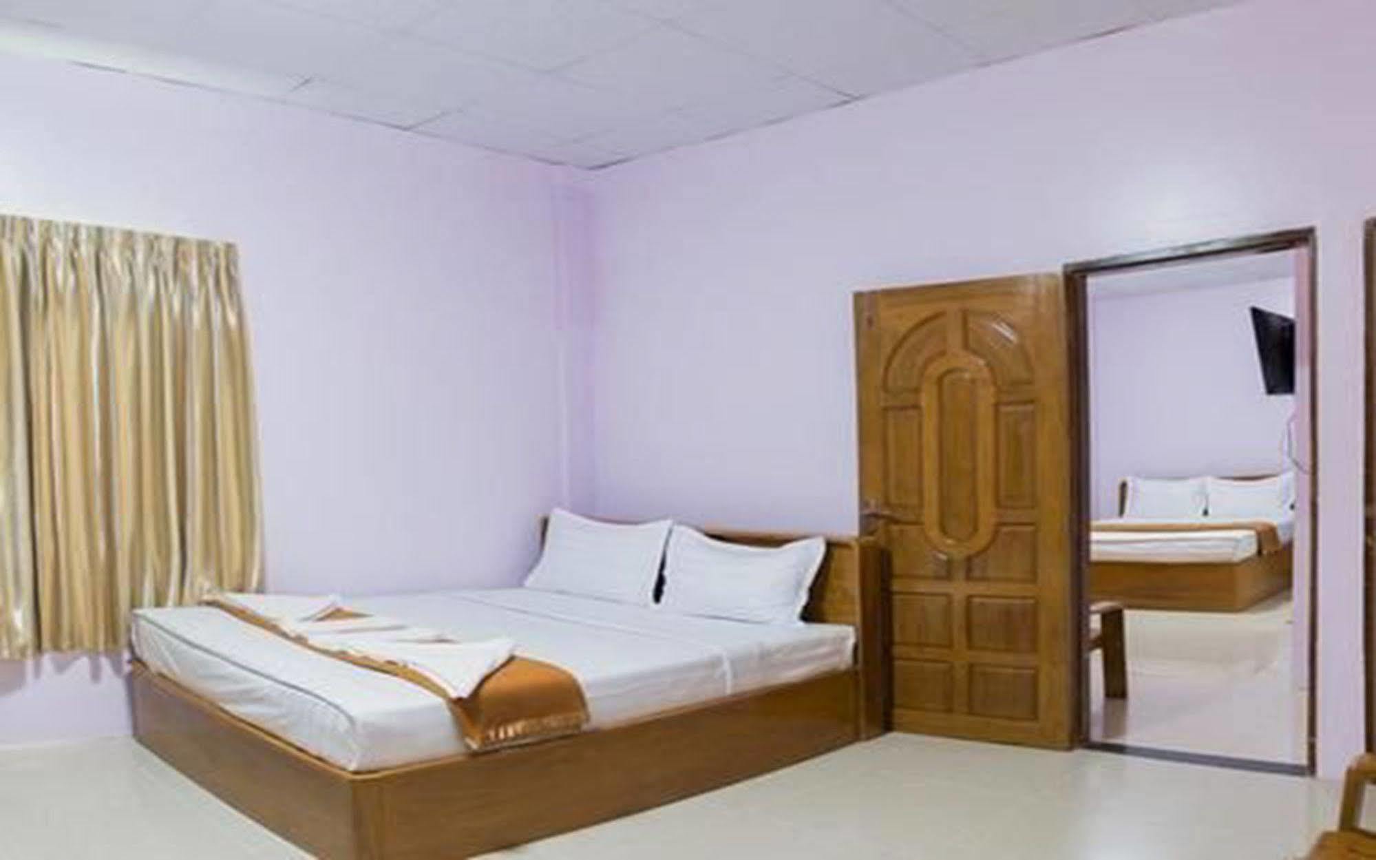 Aung Tha Pyay Hotel 3 Rangun Kültér fotó