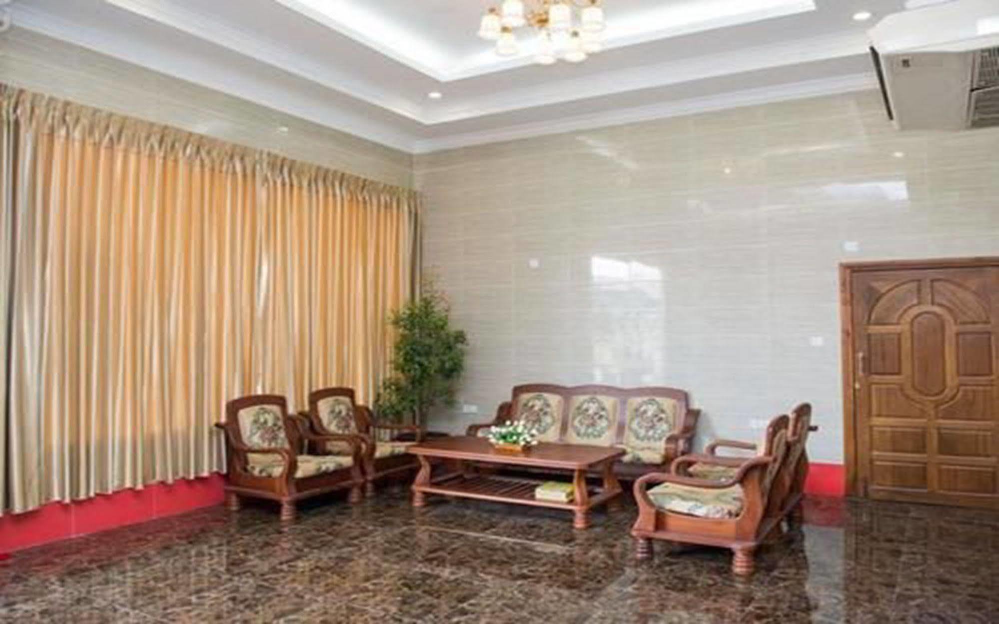 Aung Tha Pyay Hotel 3 Rangun Kültér fotó